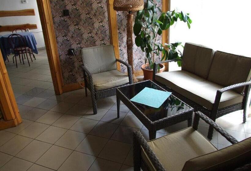 בית מלון כפרי Diána