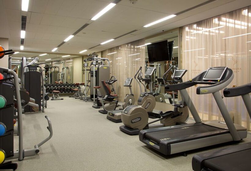 Doubletree By Hilton Hotel Moscow Marina