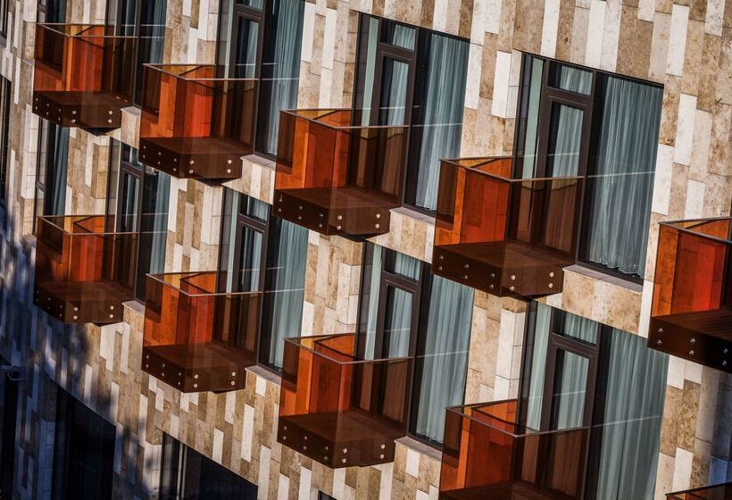 Doubletree By Hilton Hotel Moscow Marina