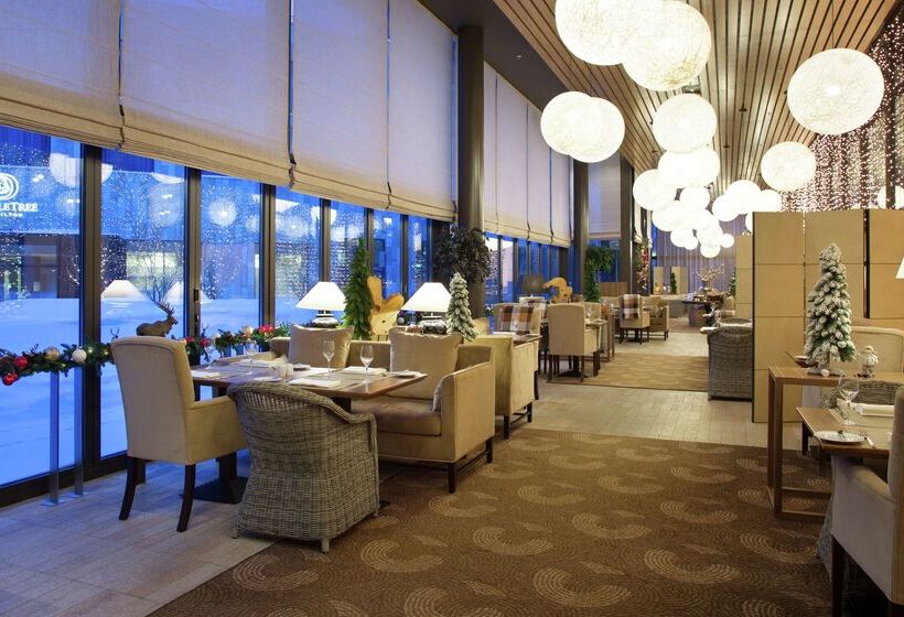 Doubletree By Hilton Hotel Moscow Marina