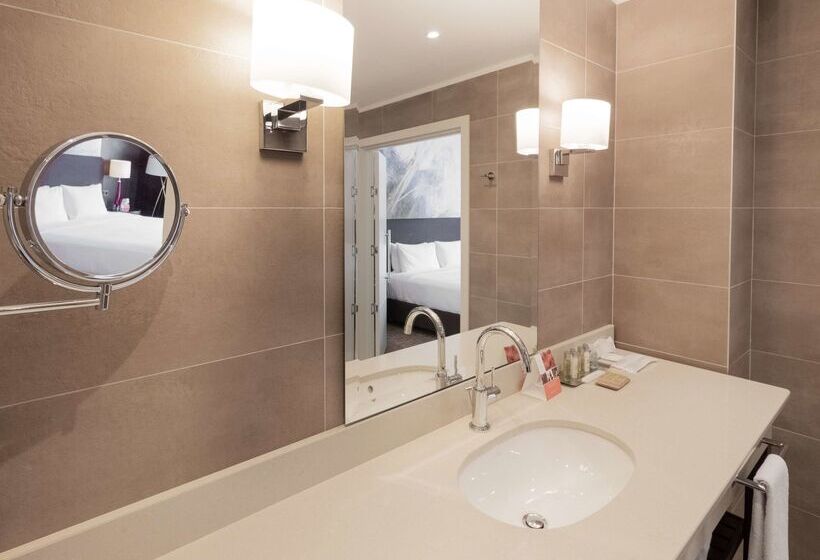 Doubletree By Hilton Hotel Moscow Marina