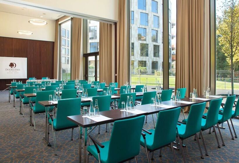 Doubletree By Hilton Hotel Moscow Marina