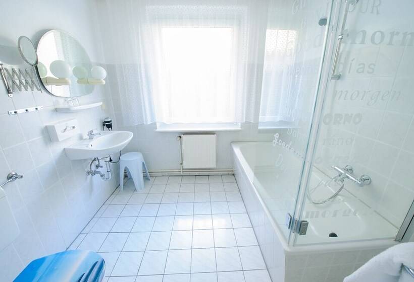 Отель Forsthaus Sellin