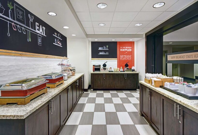 فندق Hampton Inn & Suites Robbinsville