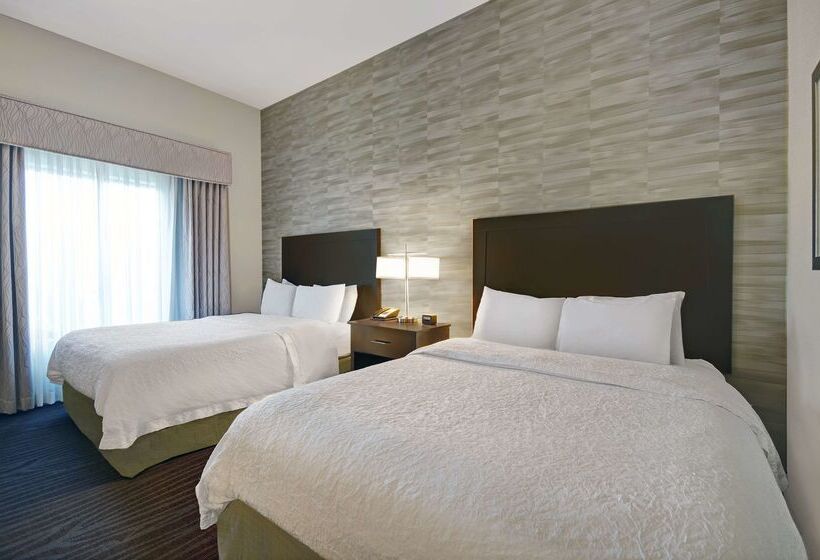 فندق Hampton Inn & Suites Robbinsville