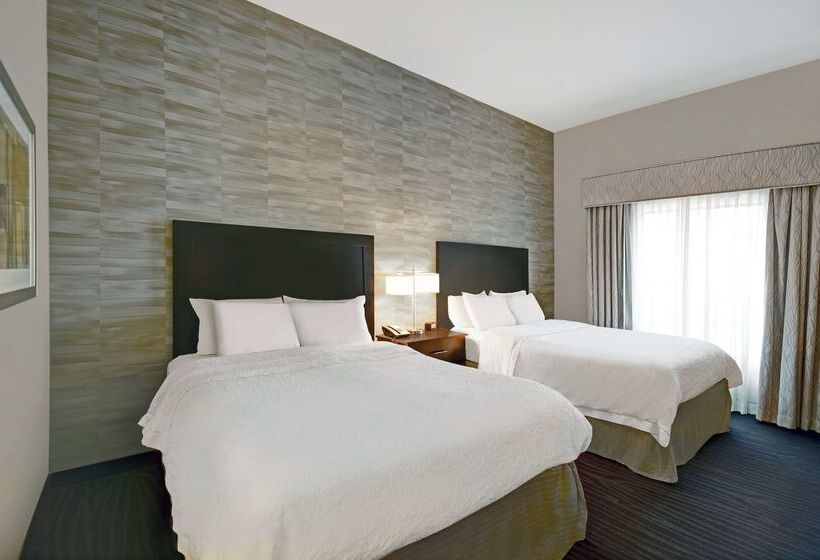 فندق Hampton Inn & Suites Robbinsville