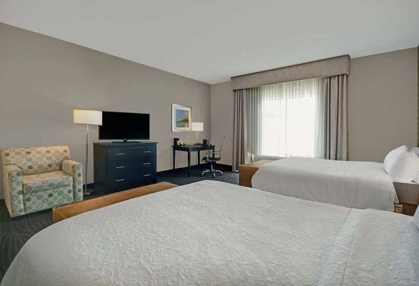 فندق Hampton Inn & Suites Robbinsville