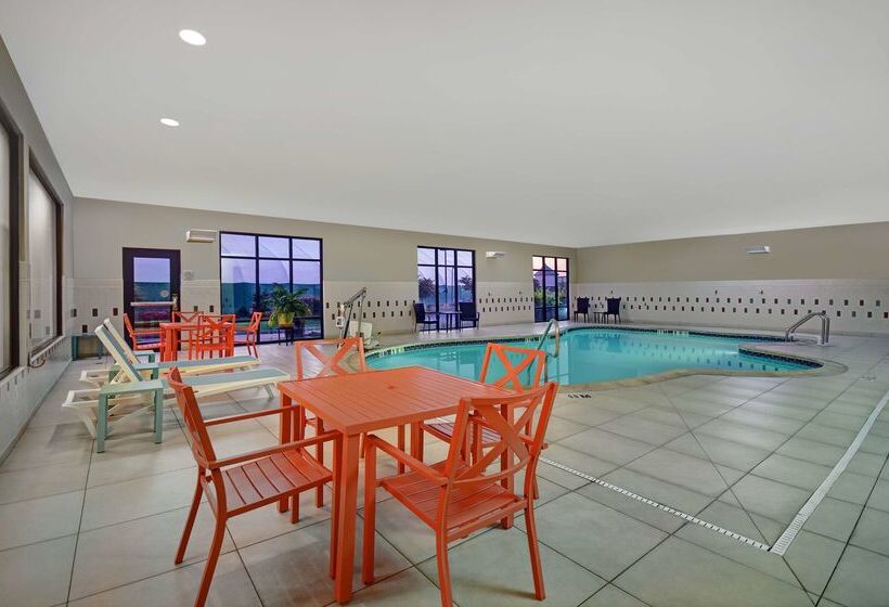 فندق Hampton Inn & Suites Robbinsville