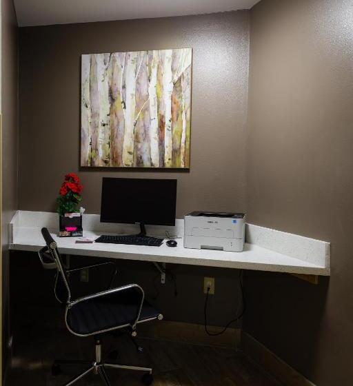 ホテル Hawthorn Extended Stay By Wyndham Saint Robert