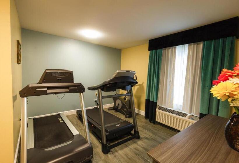 ホテル Hawthorn Extended Stay By Wyndham Saint Robert