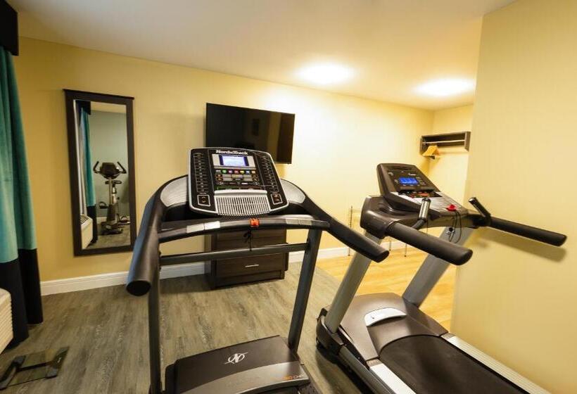 ホテル Hawthorn Extended Stay By Wyndham Saint Robert