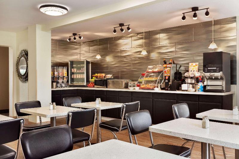 ホテル Hawthorn Extended Stay By Wyndham Saint Robert