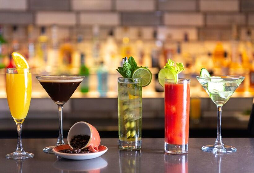 酒店 Hilton Garden Inn London Heathrow Airport