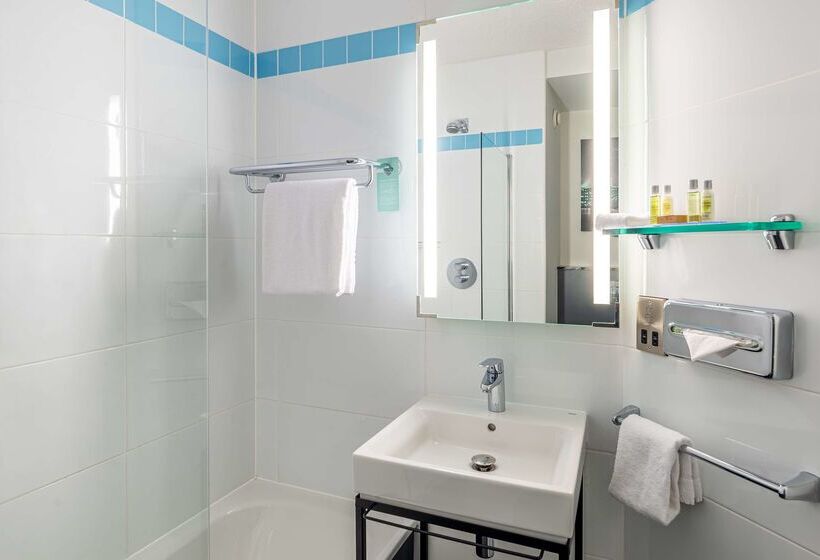 酒店 Hilton Garden Inn London Heathrow Airport