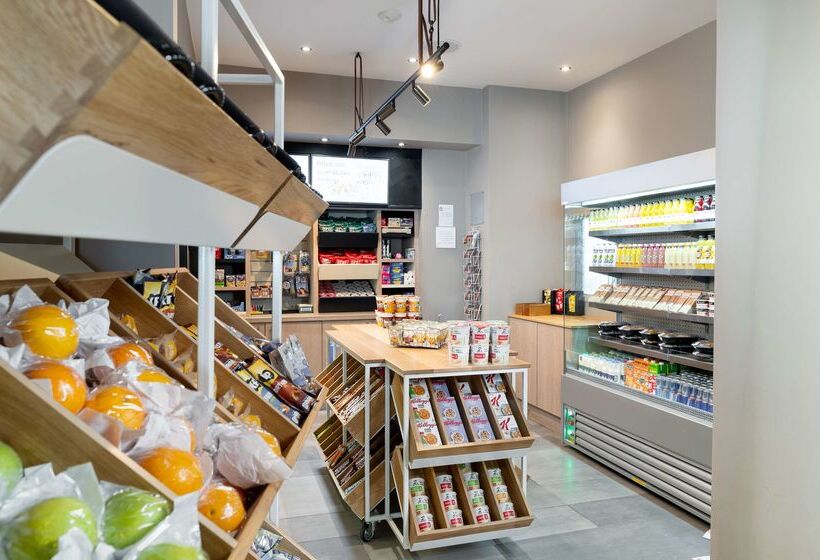 酒店 Hilton Garden Inn London Heathrow Airport