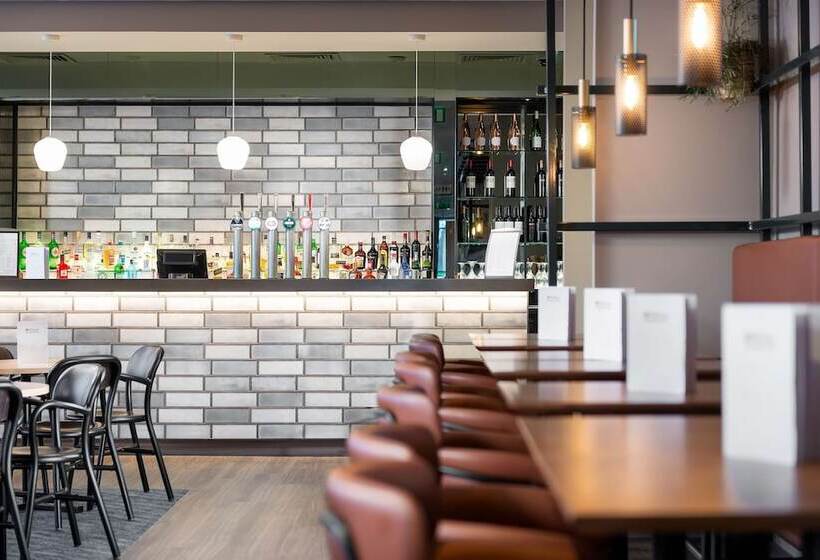 酒店 Hilton Garden Inn London Heathrow Airport