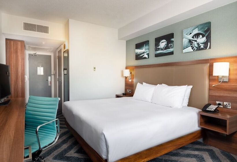 酒店 Hilton Garden Inn London Heathrow Airport