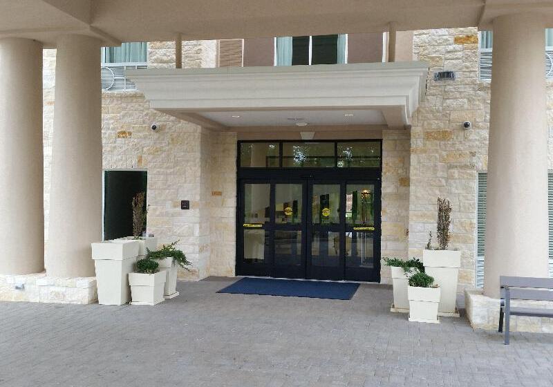 هتل Holiday Inn Express And Suites Atascocita   Humble   Kingwood, An Ihg