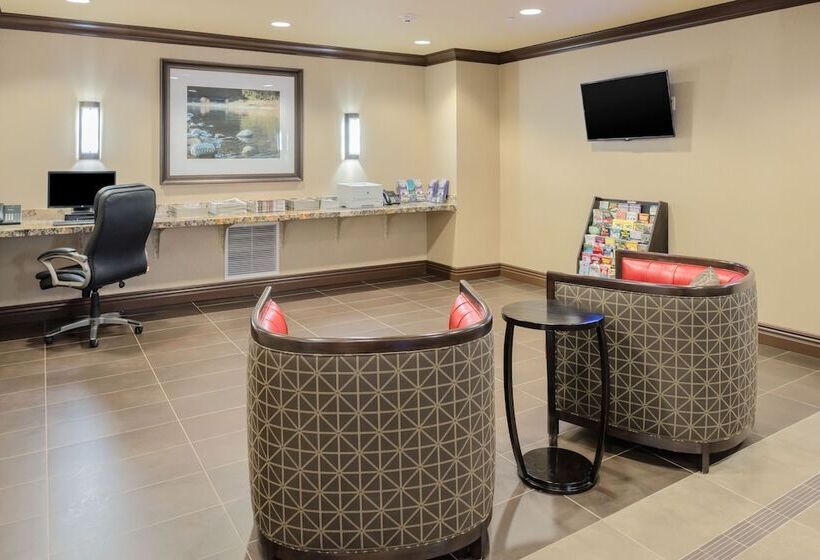 호텔 Holiday Inn Express Redwood National Park, An Ihg