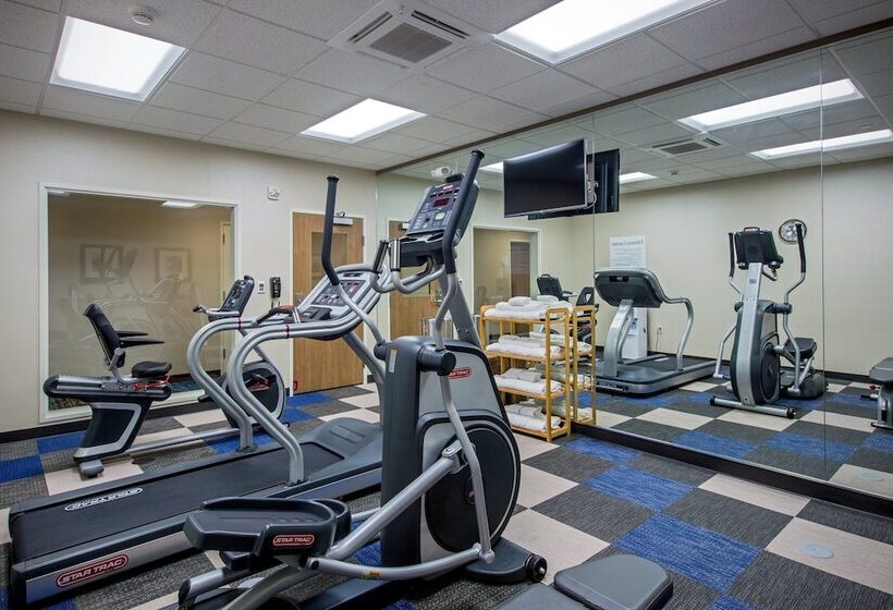 Отель Holiday Inn Express & Suites Kailua Kona, An Ihg