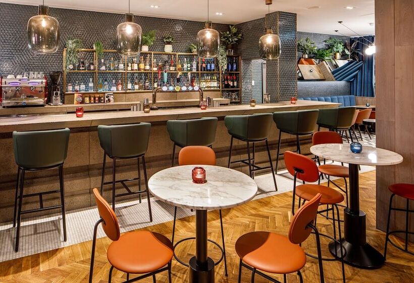 酒店 Ibis Styles Edinburgh St Andrew Square