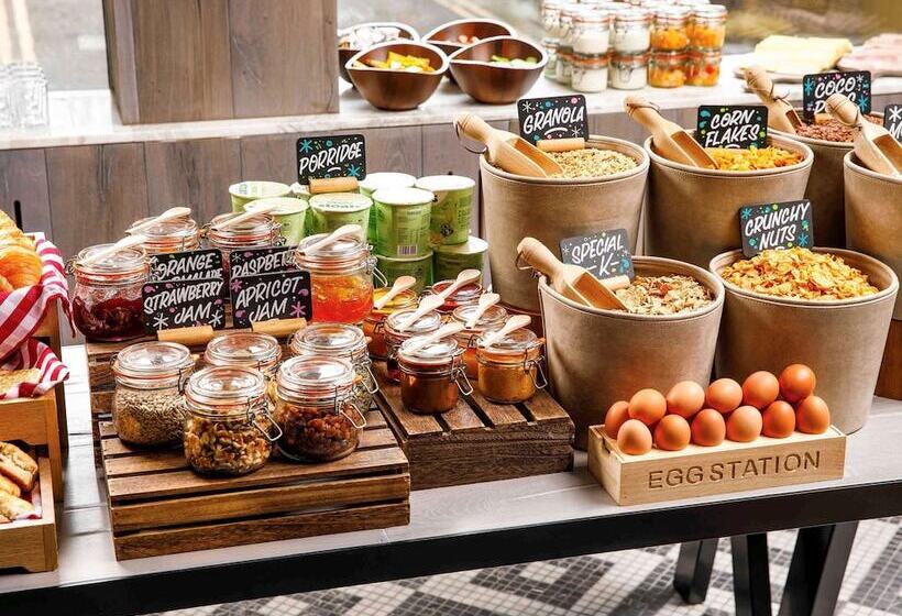 酒店 Ibis Styles Edinburgh St Andrew Square