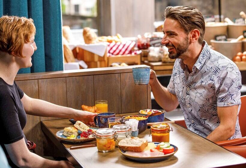 酒店 Ibis Styles Edinburgh St Andrew Square