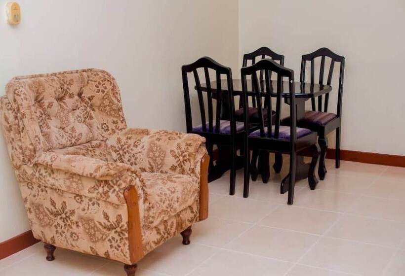 酒店 Kilimanjaro Crane