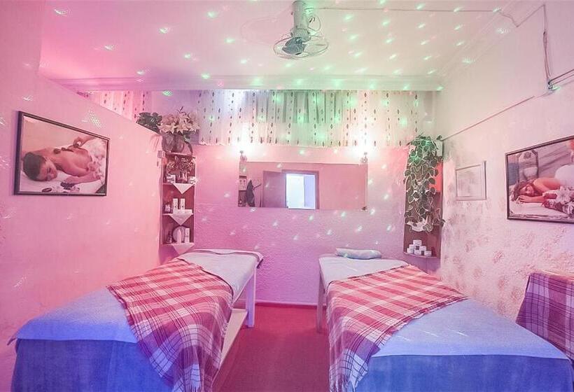 호텔 Kleopatra Arsi