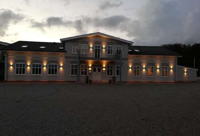 בית מלון כפרי Kløver Es