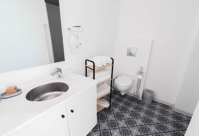 ホテル La Brezza Suite &