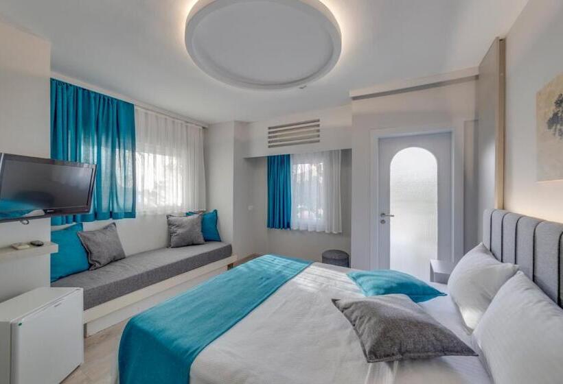 ホテル La Brezza Suite &