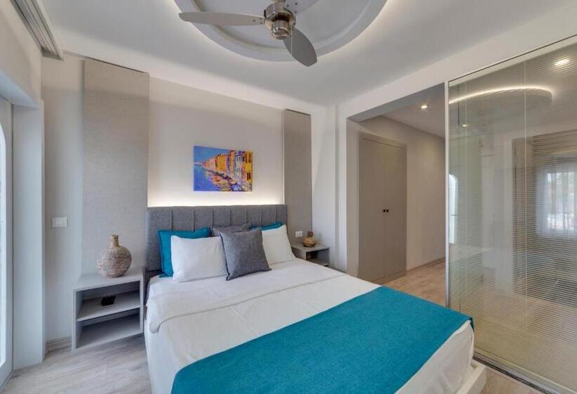 فندق La Brezza Suite &