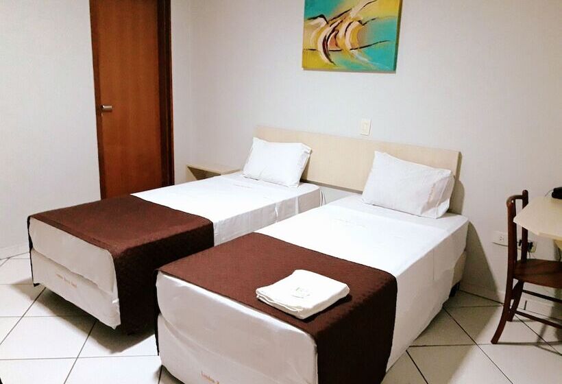 Отель Londres Royal