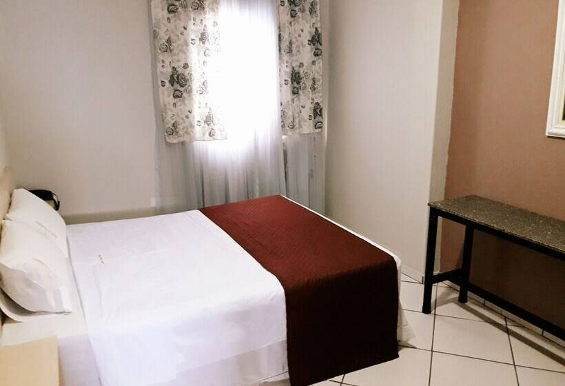 Отель Londres Royal