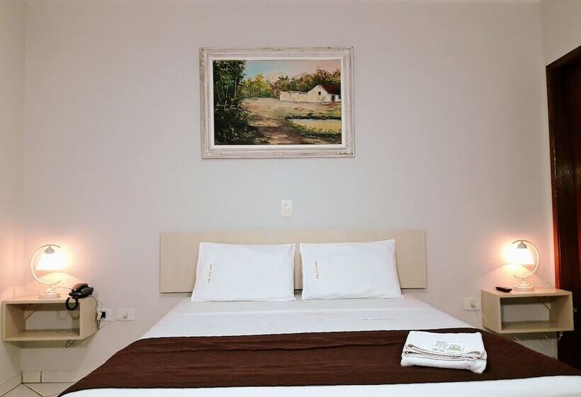 Отель Londres Royal