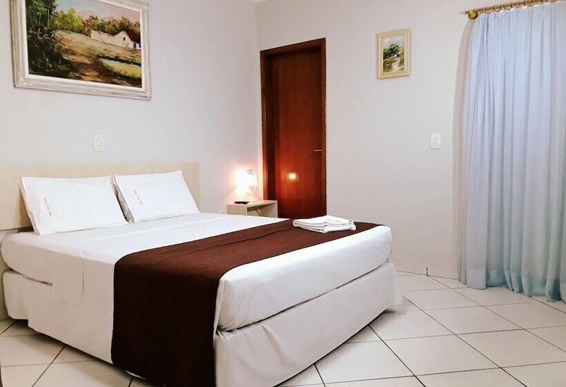 Отель Londres Royal