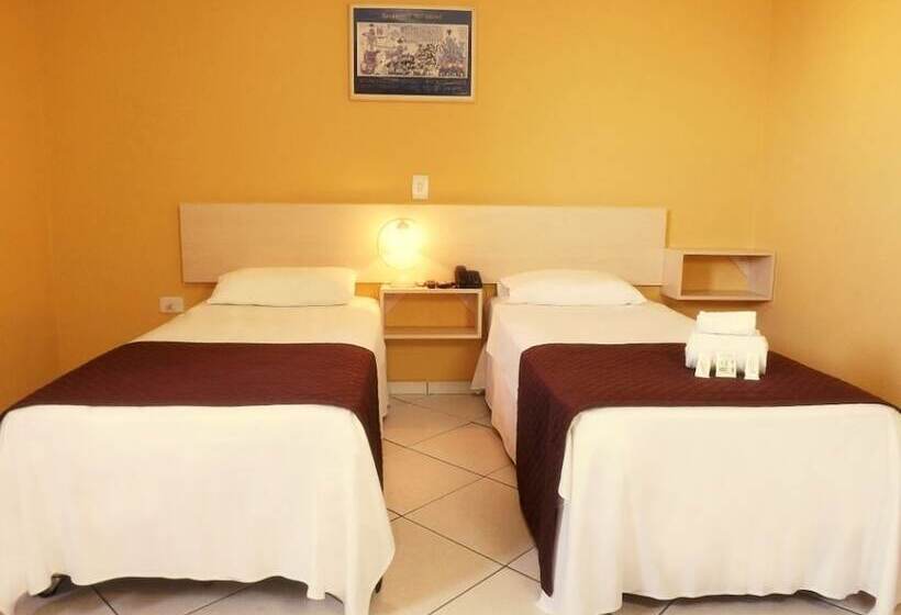 Отель Londres Royal