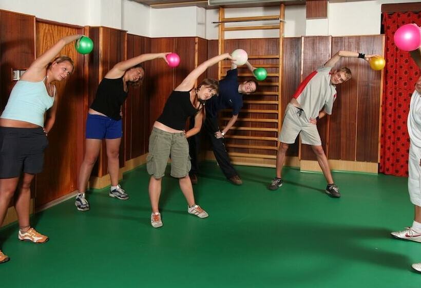 בית מלון כפרי Lázeňská Léčebna Mánes