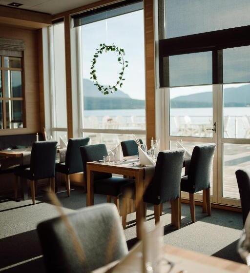 בית מלון כפרי Malangen Resort