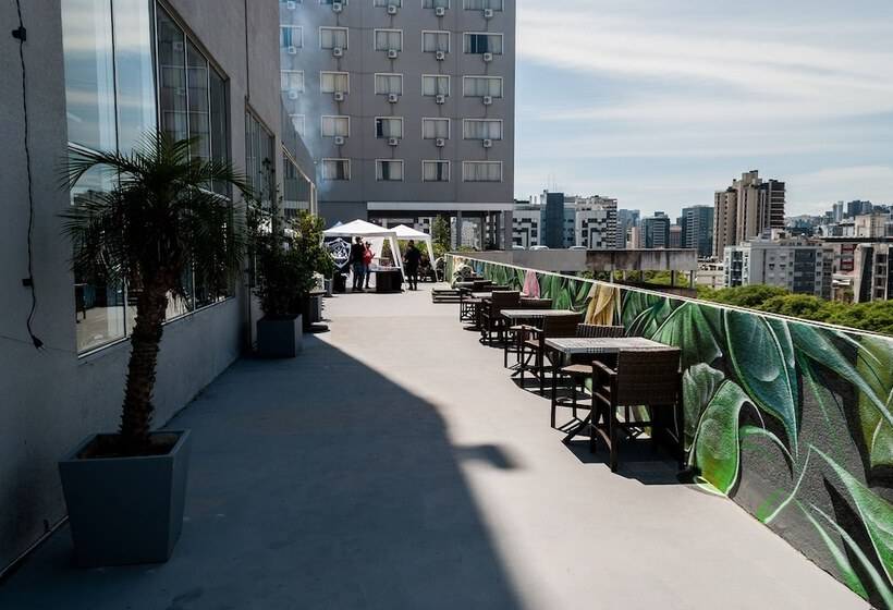 ホテル Master Cosmopolitan Moinhos De Vento