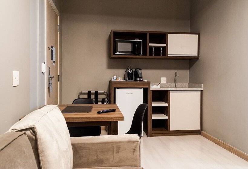 ホテル Master Cosmopolitan Moinhos De Vento