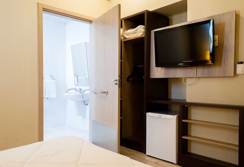 ホテル Master Cosmopolitan Moinhos De Vento