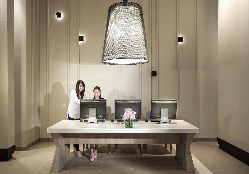 Отель Mercure Pattaya Ocean Resort