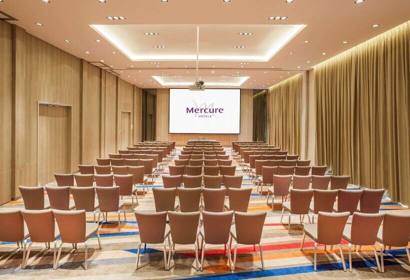 Отель Mercure Pattaya Ocean Resort