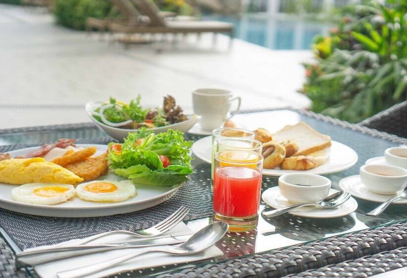 Отель Mercure Pattaya Ocean Resort