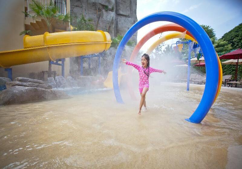 Отель Mercure Pattaya Ocean Resort