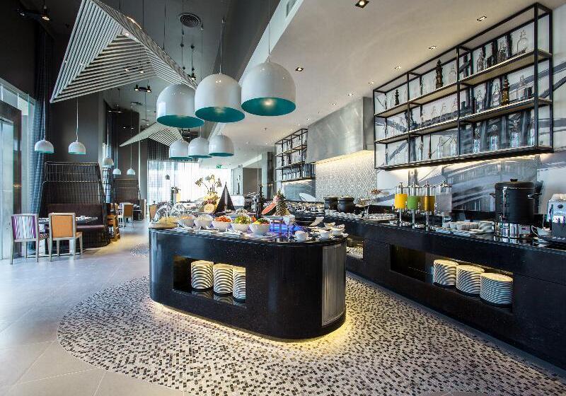 Отель Mercure Pattaya Ocean Resort