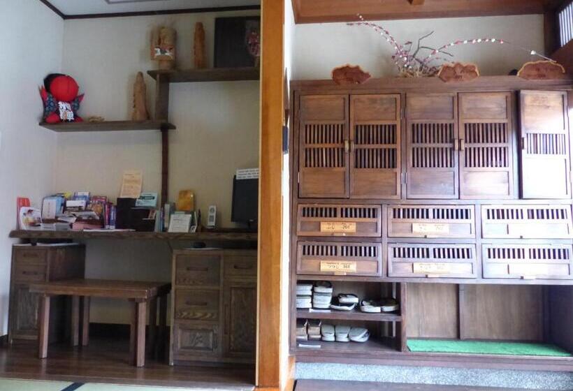 Отель Minshuku Kuwataniya