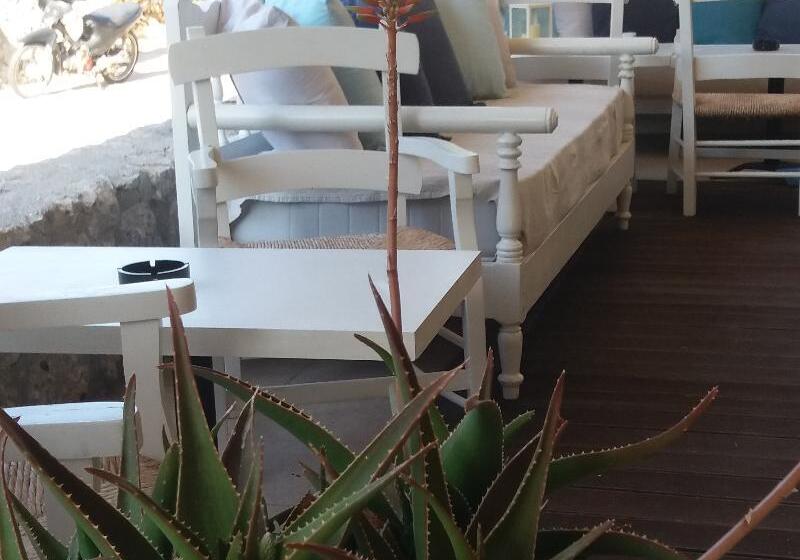 ホテル Naiades Almiros River